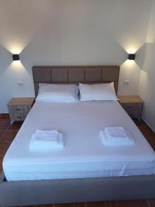 Aris cozy rooms