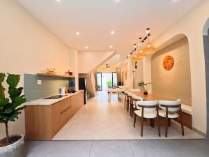 Sea Villa TD - Gần Biển Bãi Sau Thùy Vân Đi Bộ 200 Met Ra Bãi Tắm