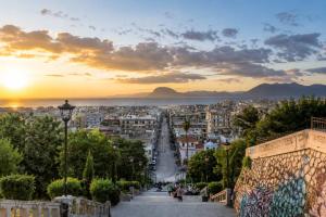 Light & Kozy Apartment - Central Patra Luxury Stay