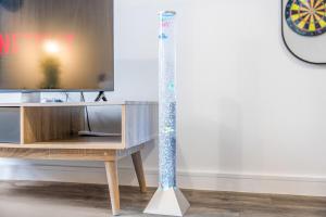 #188 Smart City Stay - Forge Apartments - Sleeps 5