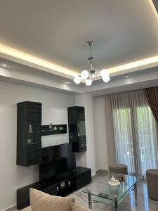 JUEL APARTMENTS