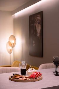 Light & Kozy Apartment - Central Patra Luxury Stay