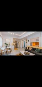 Calmio Athens 1