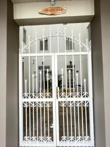 Newly Renovated Villa Near Beach & Amenities