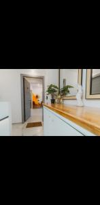 Calmio Athens 2