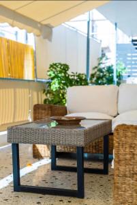 Athens Euthalia premium