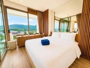 Fully Seaview 2BR Apartment, Walk to Kamala Beach