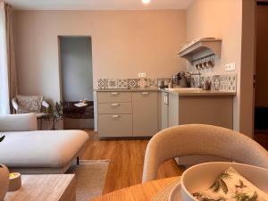 Fichtelapartment - Moderne Ferienwohnung am See im Fichtelgebirge