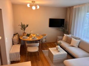 Fichtelapartment - Moderne Ferienwohnung am See im Fichtelgebirge