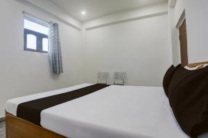 Hotel O by OYO BABA PREM HOTEL
