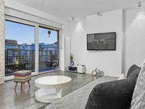 SilverShine - Hot Tub & Balcony - Zagreb Centre