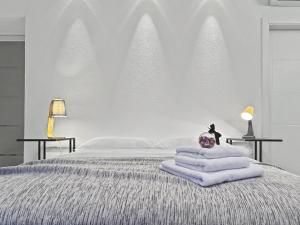 SilverShine Apartment - Hot Tub & Balcony - Donji grad, Zagreb