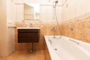 Cosy Reiman Residence City Center Free parking