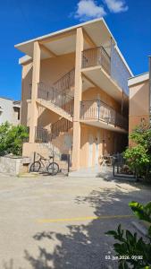 Apartmani tomo