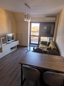 Panoramic 1BR Central by BulgarianHomes