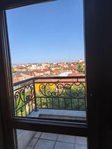 Panoramic 1BR Central by BulgarianHomes