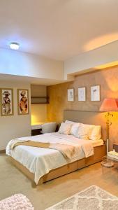 Condo in Manhattan Plaza Tower 1 with Parking Slot
