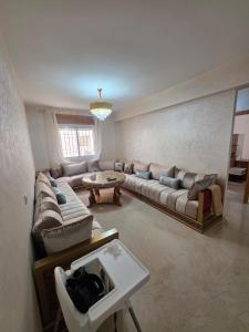 Magnifique appartement 3 chambres Complexe Amina 2, Tétouan