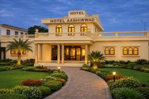 Hotel aashirwad palace