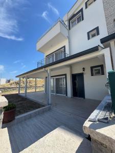 Deniz Manzaralı Özel Villa