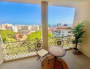 Modern 2BR Beach Apt Walk to Quarteira Beach