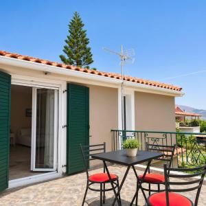 Casa Verde 100m from the beach