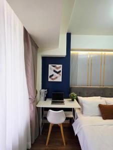 Alder Residences Serviced Apartment with parking by THM