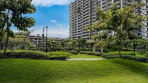 Alder Residences Serviced Apartment with parking by THM