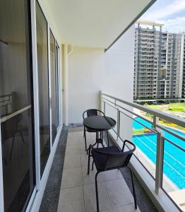 Alder Residences Serviced Apartment with parking by THM