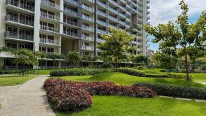 Alder Residences Serviced Apartment with parking by THM