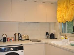 Fleeville Zhan Apartment 4