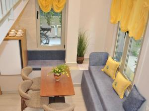 Fleeville Zhan Apartment 4