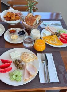 Albulena Hotel & Camping