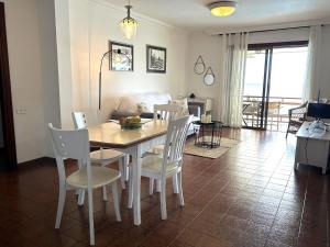 Apartment in Radazul by the sea