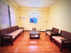 2 Bedrooms with free parking