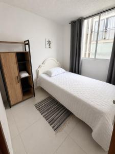 Modern 3-Bedroom, 2-Bathroom Apartment in a Gated Community