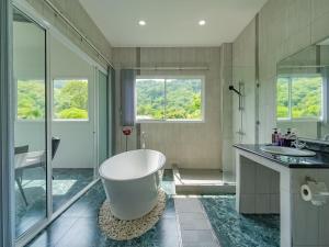 Luxurious 10-Bedroom Villa with Private Pool in Chalong, Phuket
