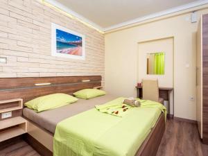 Villa Goldfield - One Bedroom Apartment with Balcony