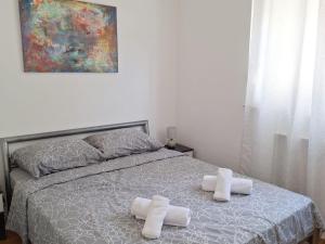 One Bedroom Apartment with Balcony