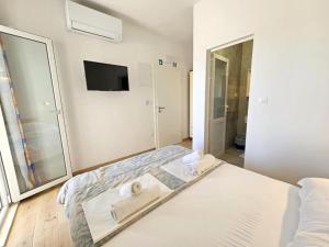 Adriatic Guesthouse Balota with Shared Pool- Bungalow with Terrace 2