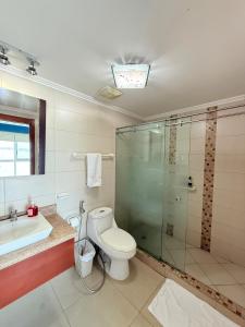 Elegante departamento de 2 habitaciones con vista al rio RF1-601