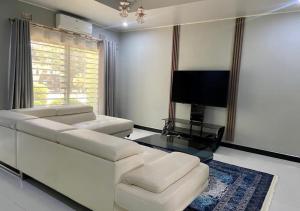 Pizzaro Flats 2