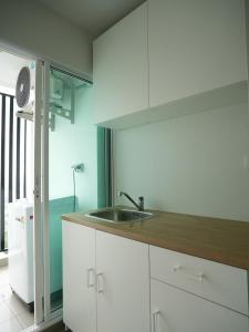 Modern 1BR Walk to Bang Na BTS