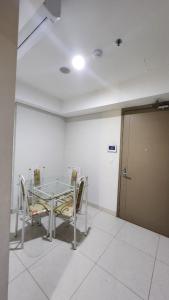 Apartemen pik gold coast 1br