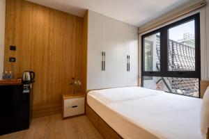 Rio Hotel & Apartment Danang Beach