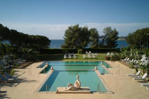 The St. Regis Mardavall Mallorca Resort