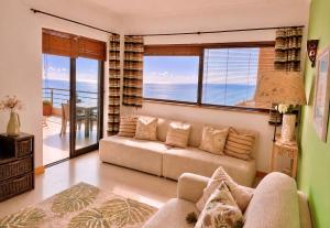 MyOcean Luxury l Huge Panoramic Sea View Balcony & Private Garage
