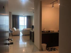 Apartemen Central Park 2BR, Alaina 22