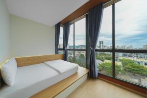 Rio Hotel & Apartment Danang Beach