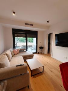 GT4 Apartment Ruby